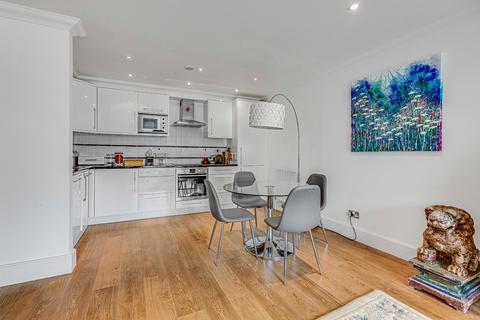 undefined, Twickenham Road, Teddington, Middlesex, TW11