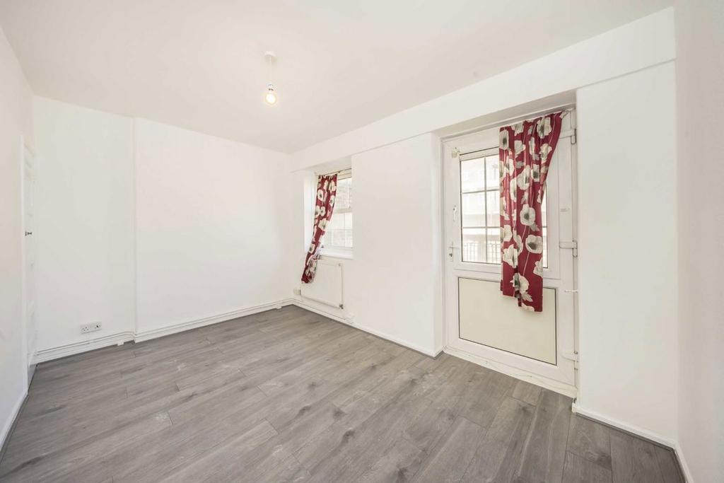 Apartment in London - View 3