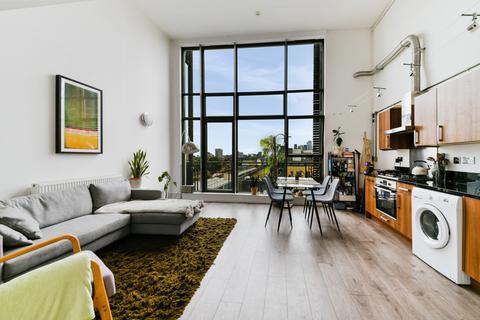 2 bedroom apartment to rent, 57 Ability Plaza, Arbutus Street E8