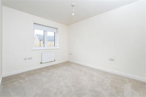 3 bedroom semi-detached house to rent, Limestone Avenue, S45
