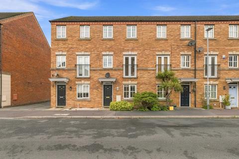 3 bedroom terraced house for sale, Mountbatten Way, Beeston, NG9