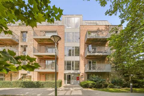2 bedroom flat for sale, New North Road, London, N1