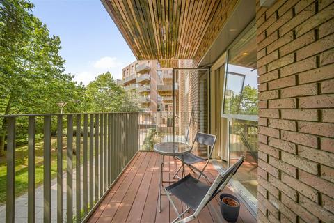 2 bedroom flat for sale, New North Road, London, N1
