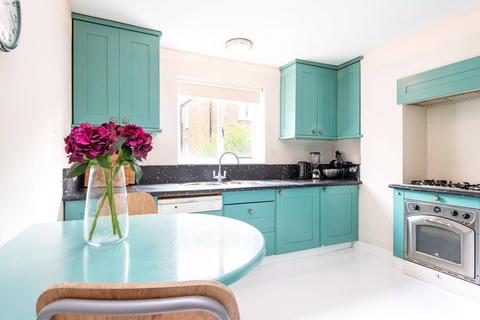 2 bedroom apartment for sale, Saltram Crescent, Maida Hill, W9