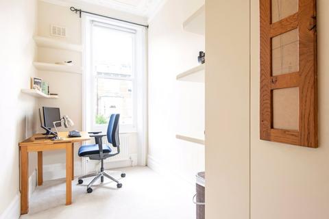 2 bedroom apartment for sale, Saltram Crescent, Maida Hill, W9