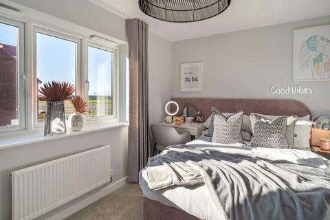 3 bedroom semi-detached house for sale, Ffordd Yr Aber, Estuary Way, Garden City