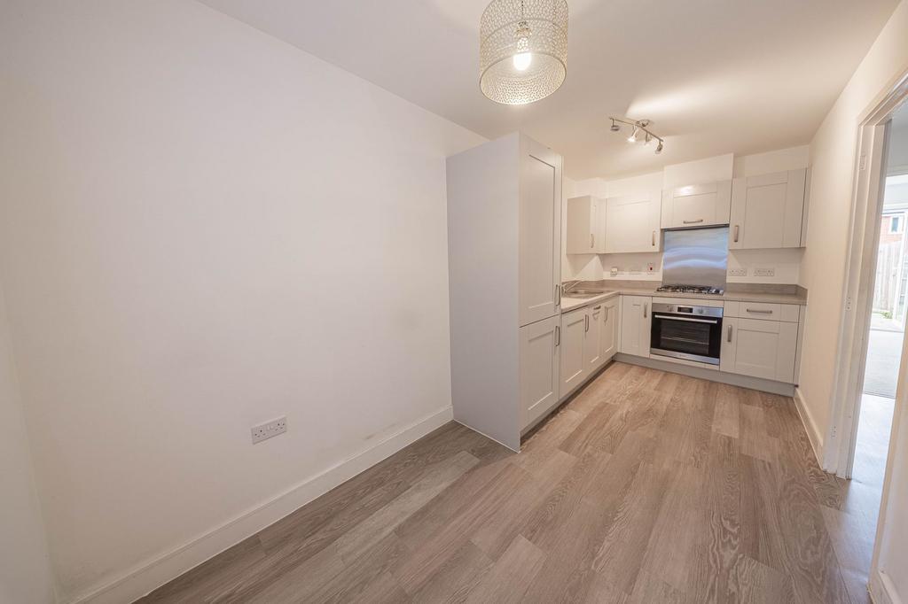 House in Haywards Heath - View 4