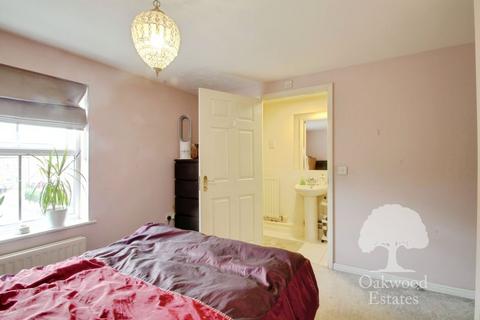 2 bedroom apartment to rent, Parsons Road, Langley SL3
