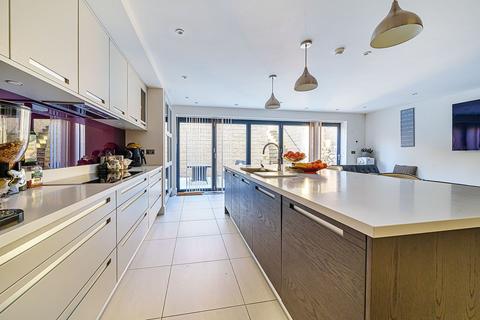 5 bedroom detached house for sale, Woodlands Road, Bromley, BR1