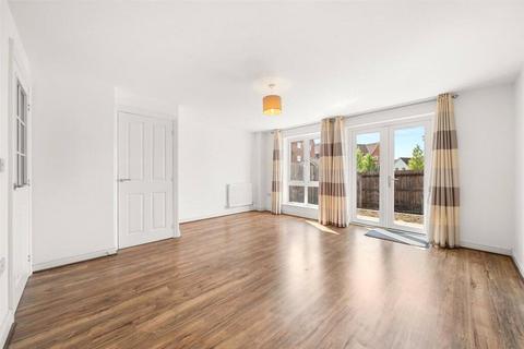 3 bedroom terraced house for sale, Outfield Crescent, Wokingham, Berkshire