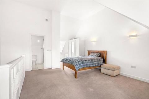 3 bedroom terraced house for sale, Outfield Crescent, Wokingham, Berkshire