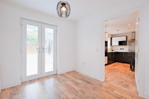 4 bedroom detached house for sale, Clare Crescent, Larkhall