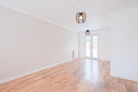 4 bedroom detached house for sale, Clare Crescent, Larkhall