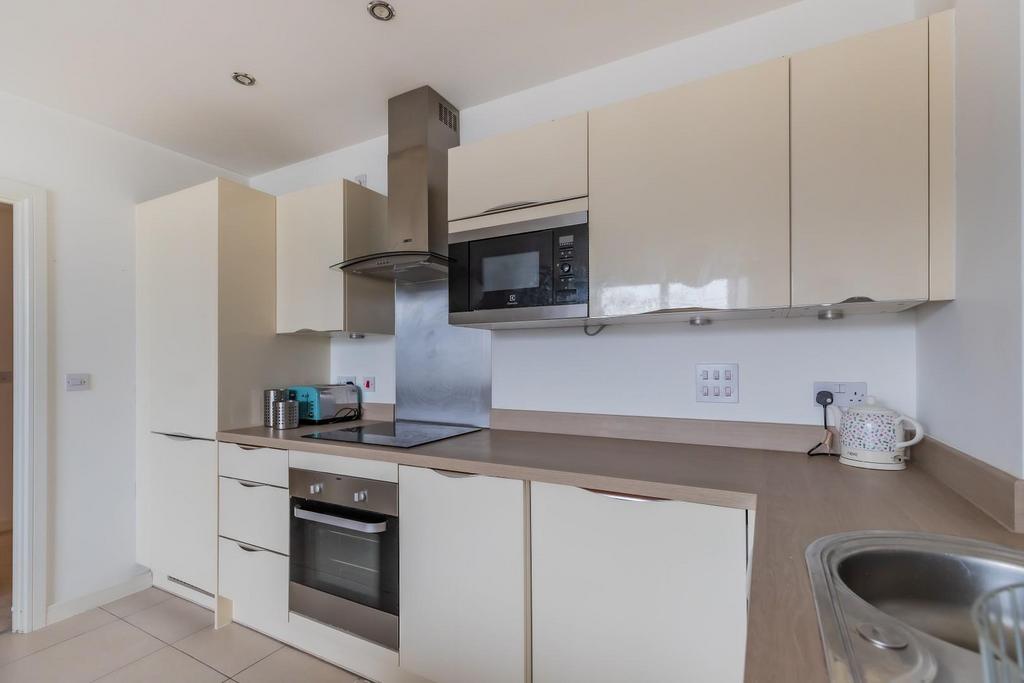 Apartment in Cardiff, Windsor Quay, Grangetown - View 4