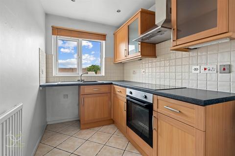 2 bedroom flat to rent, Old Market Court, Pershore