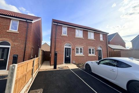 2 bedroom semi-detached house to rent, Cowslip Lane, Downham Market