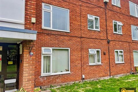 2 bedroom flat for sale, Everard Court, Garrett Street, Nuneaton