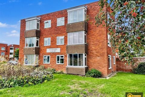 2 bedroom flat for sale, Everard Court, Garrett Street, Nuneaton