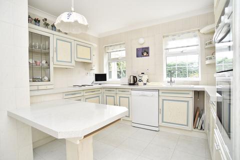 4 bedroom detached house for sale, Rossett Avenue, Harrogate, HG2