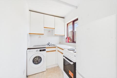 undefined, Rowe Court, Grovelands Road, Reading, Berkshire, RG30