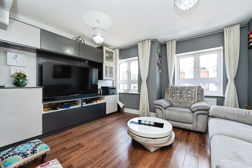 House in Watford - View 2