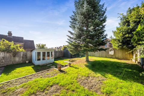 2 bedroom detached house for sale, High Brooms Road, Tunbridge Wells, TN4