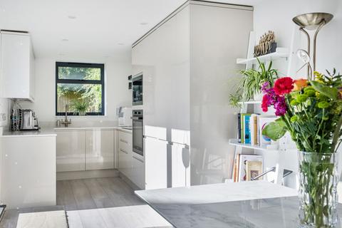 2 bedroom detached house for sale, High Brooms Road, Tunbridge Wells, TN4