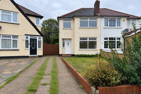 3 bedroom semi-detached house to rent, Seaton Road, Hayes, Middlesex, UB3