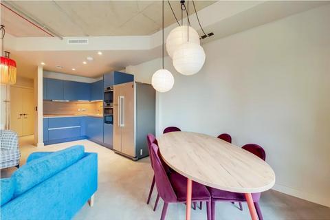 4 bedroom apartment to rent, The Robinson, 1 Atlantic Crescent | London HA9