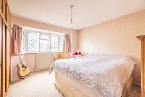 3 bedroom detached house for sale, Hazell Way, Stoke Poges SL2