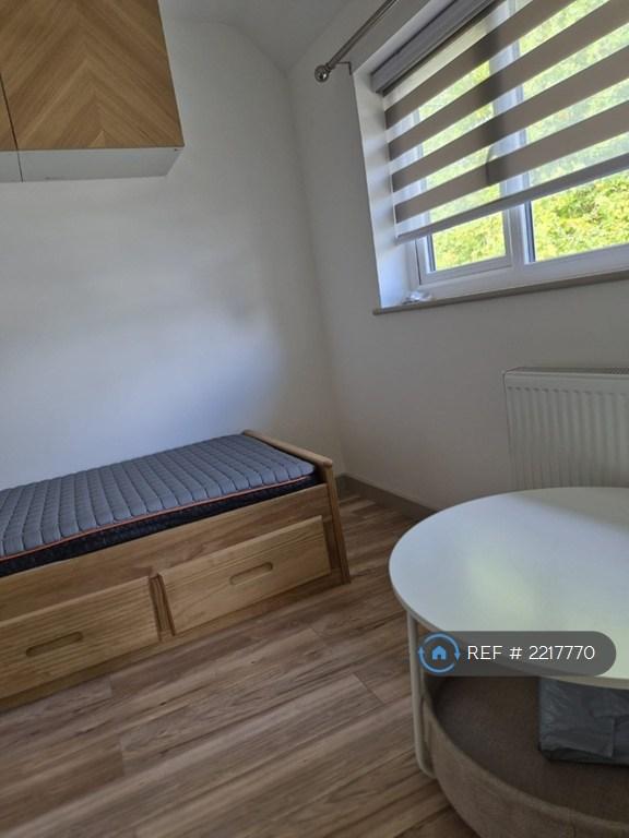 House in Bristol - More