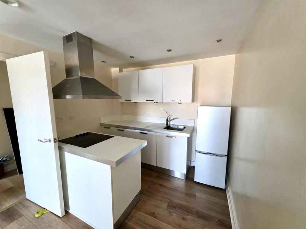 Apartment in Sheffield - View 2