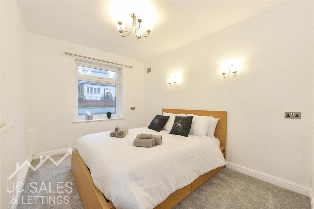House in Handsworth, Sheffield - View 5