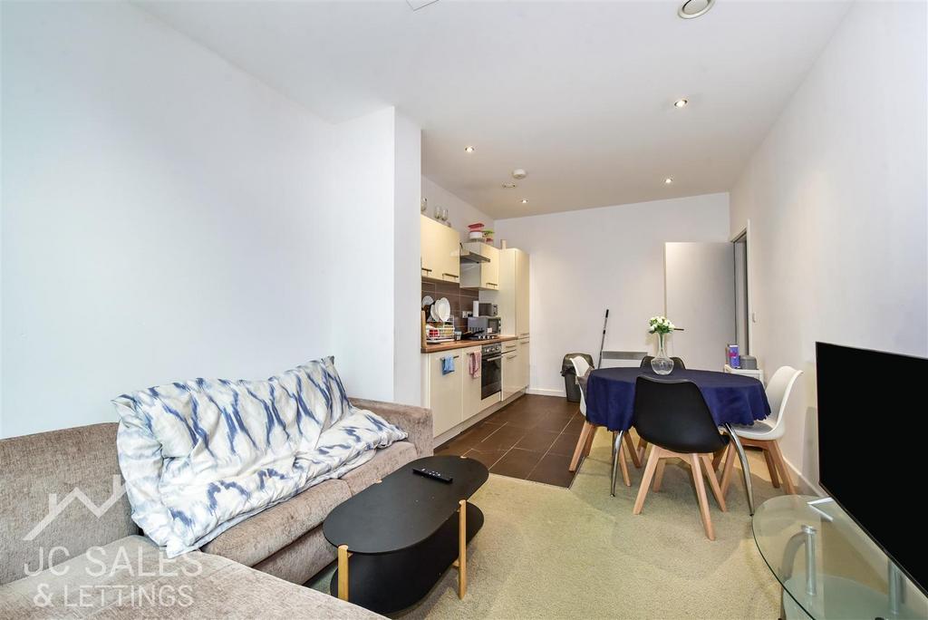 Apartment in Sheffield - View 2