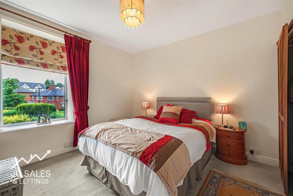 House in Totley, Sheffield - More