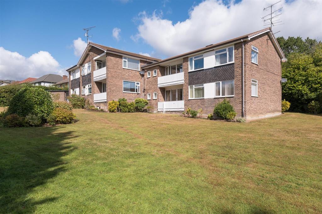 Apartment in Dore, Sheffield