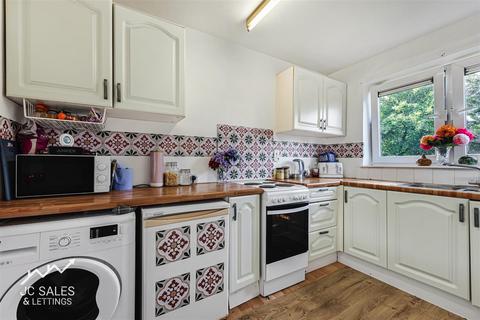 1 bedroom flat for sale, Green Oak Crescent, Sheffield