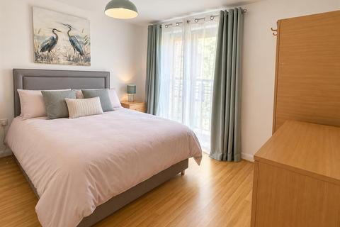 1 bedroom apartment for sale, St Christophers Court, Marina, Swansea