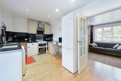 3 bedroom end of terrace house for sale, Marbles Way, Tadworth KT20