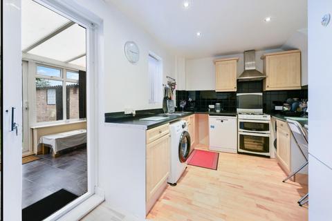 3 bedroom end of terrace house for sale, Marbles Way, Tadworth KT20