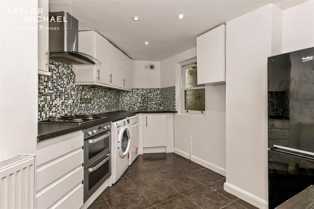 Apartment in Brighton - View 2