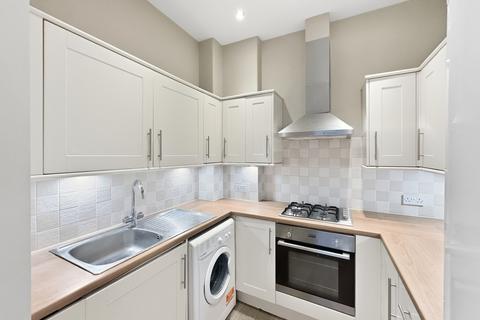 2 bedroom flat for sale, 33 (1F2) Haddington Place, Leith, Edinburgh, EH7
