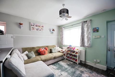 undefined, Morris Road, Romford, RM3
