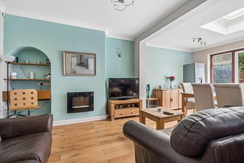 3 bedroom semi-detached house for sale, Dellfield Crescent, Uxbridge, UB8