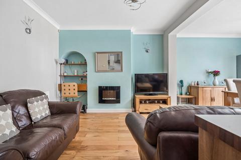 3 bedroom semi-detached house for sale, Dellfield Crescent, Uxbridge, UB8