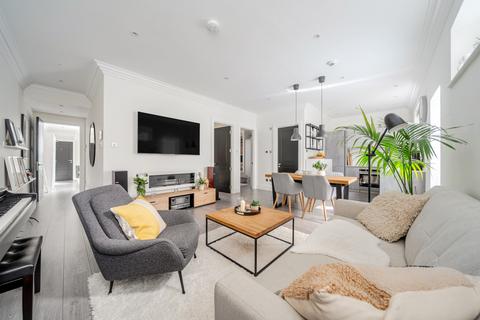 2 bedroom apartment for sale, High Street, Bromley, BR1