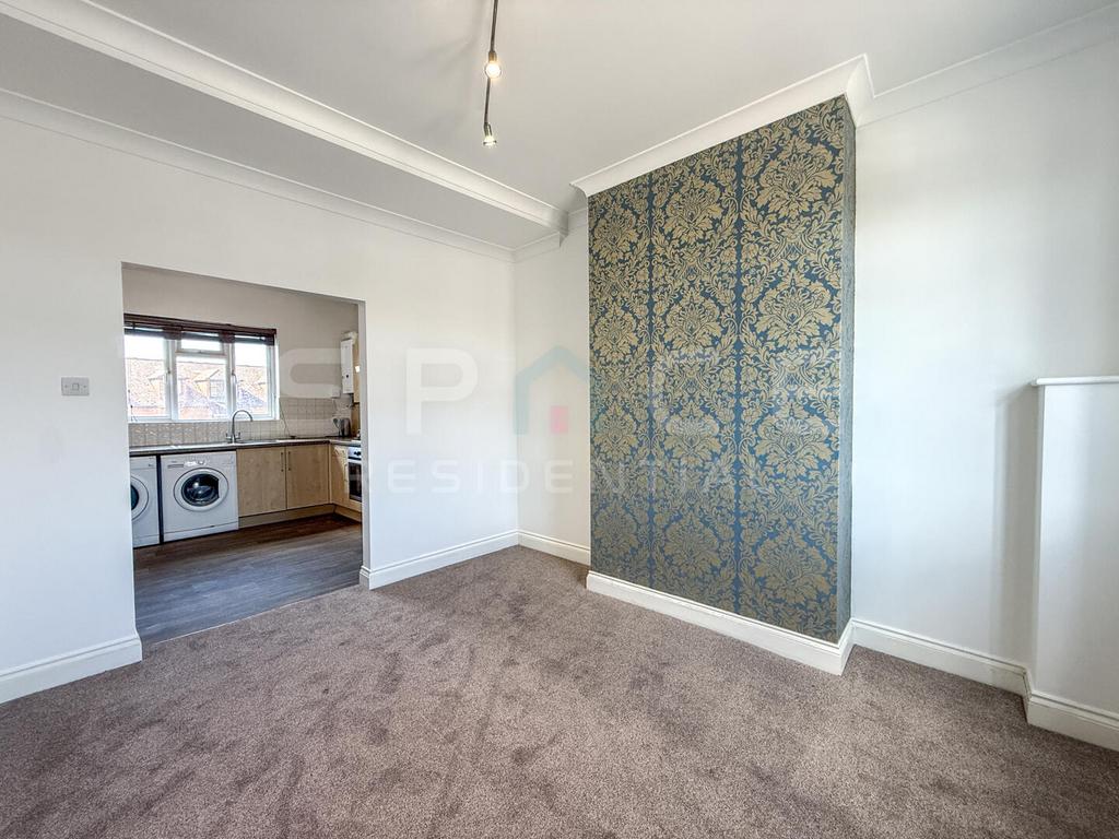 House in London - View 2