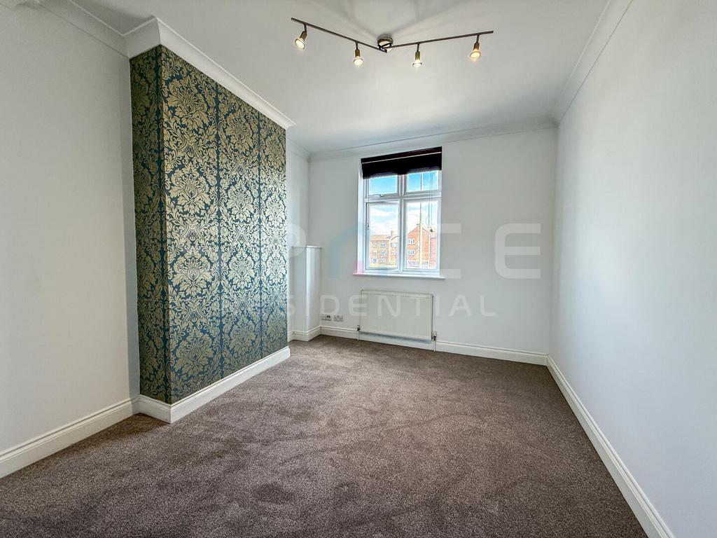 House in London - View 3
