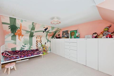 3 bedroom flat for sale, Thistle Street, Fife KY3