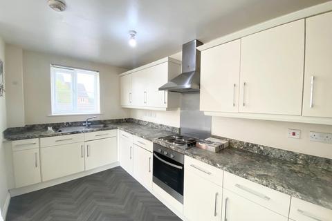 2 bedroom flat to rent, Bramall House, Chapman Road, Thornbury, Bradford, BD3